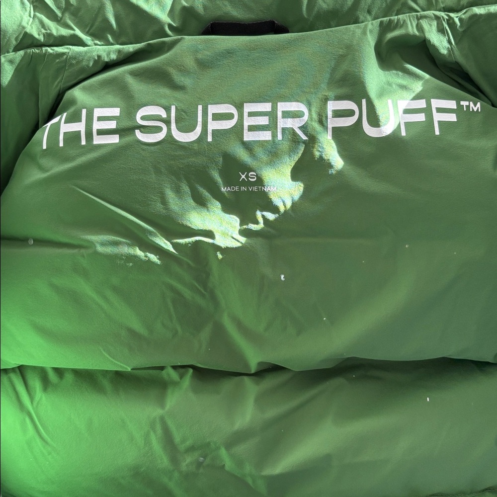 Aritzia The Super Puff Green Vest with Hood size XS - Picture 6 of 9